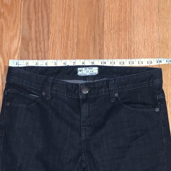Free People Dark Wash Distressed Skinny Jeans 28 - Picture 4 of 7